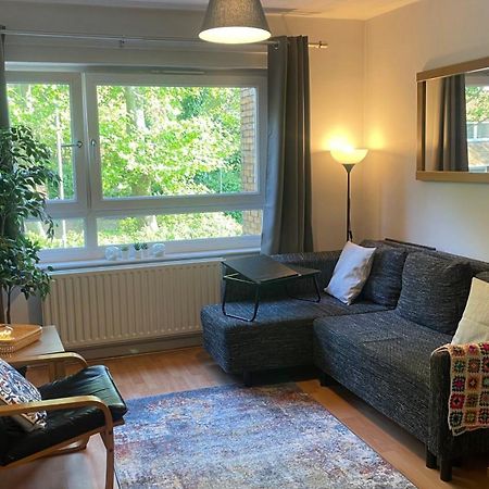 Cosy Flat For 4, Family Friendly, Private Parking, Close To Central ลอนดอน ภายนอก รูปภาพ