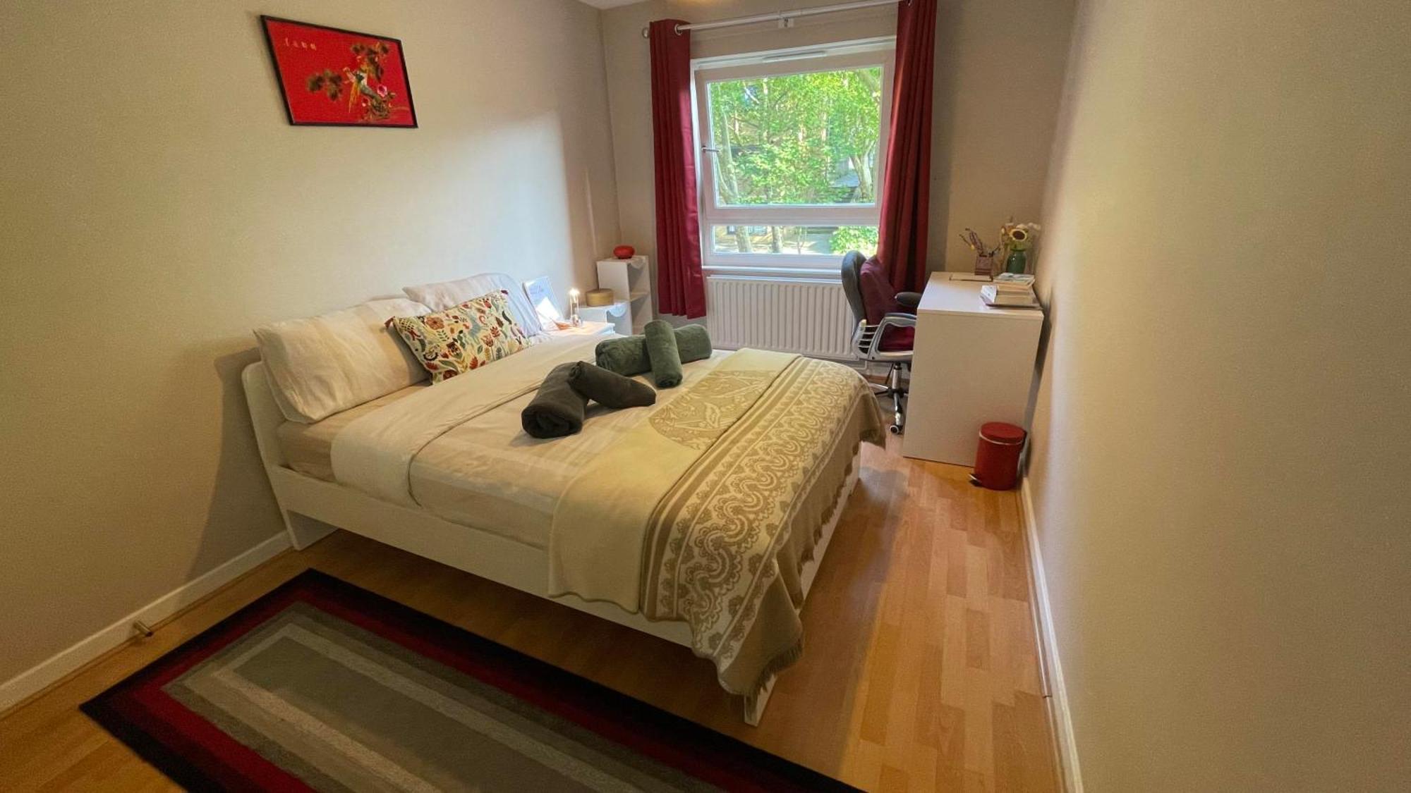 Cosy Flat For 4, Family Friendly, Private Parking, Close To Central ลอนดอน ภายนอก รูปภาพ