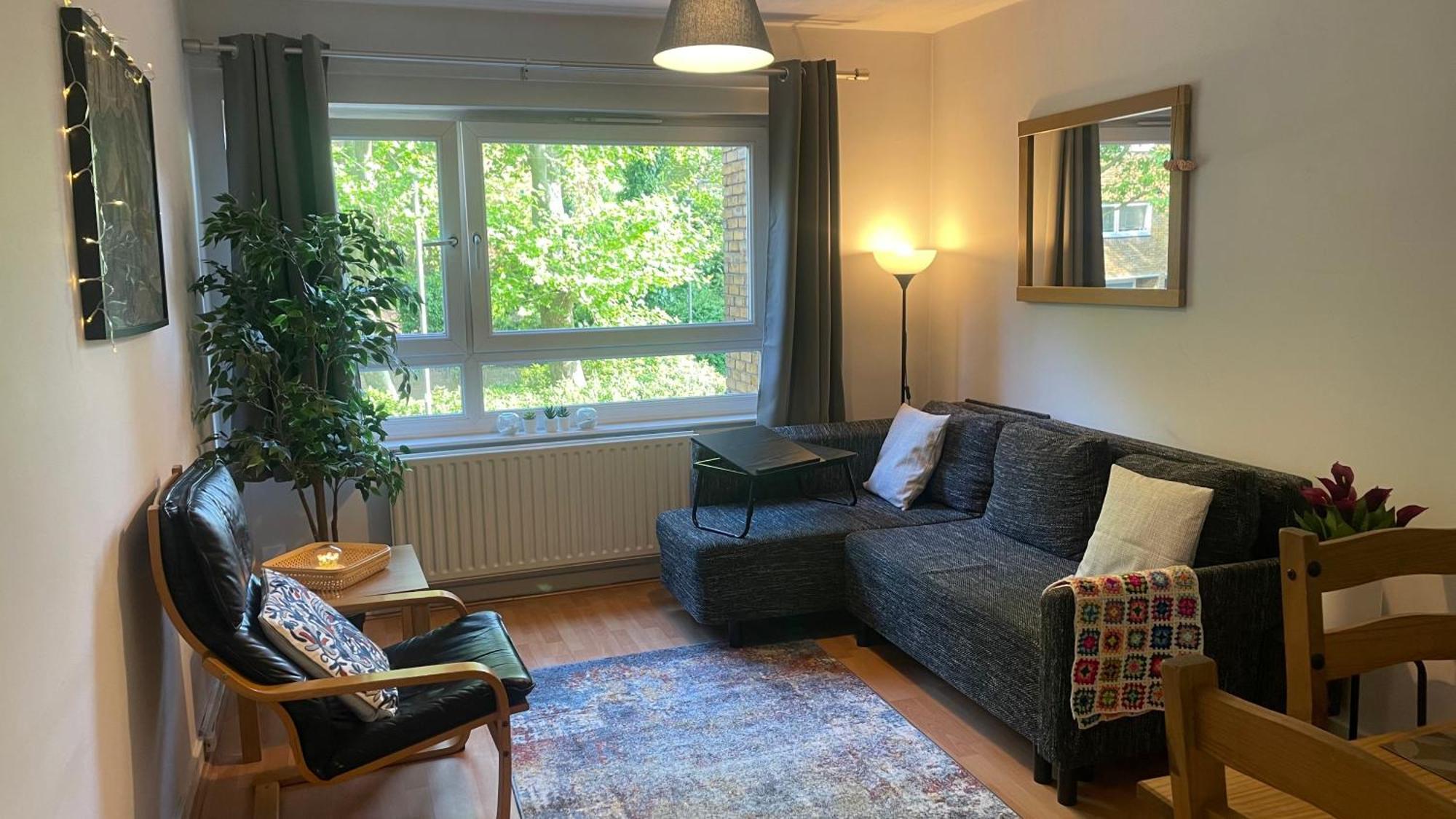 Cosy Flat For 4, Family Friendly, Private Parking, Close To Central ลอนดอน ภายนอก รูปภาพ